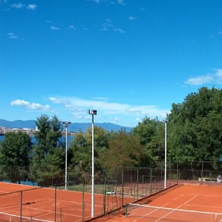 Adriatic Szálloda 2*